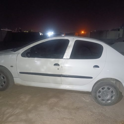 206مدل 88بدون عیب و خرج یک ریال