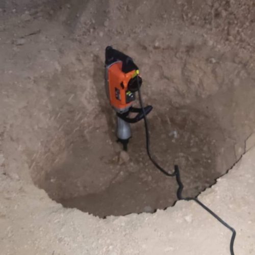 مغنی چاه کن آبی