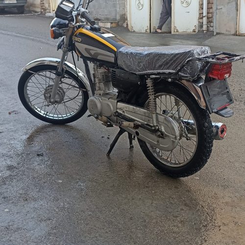 موتور مزایده مدل 86درج یک سالم