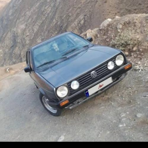 فولکس گلف ساده 1992نیاز ب تعمیر داره