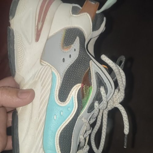 کفش وا ورزشی و دخترنه و پسرانه