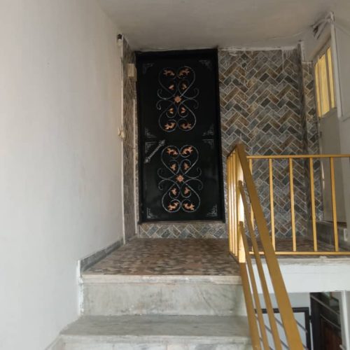 فروش یک واحد آپارتمان