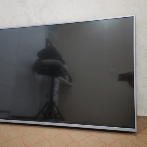 تلوزیون 49 اینچ در حد نو ال ای دی