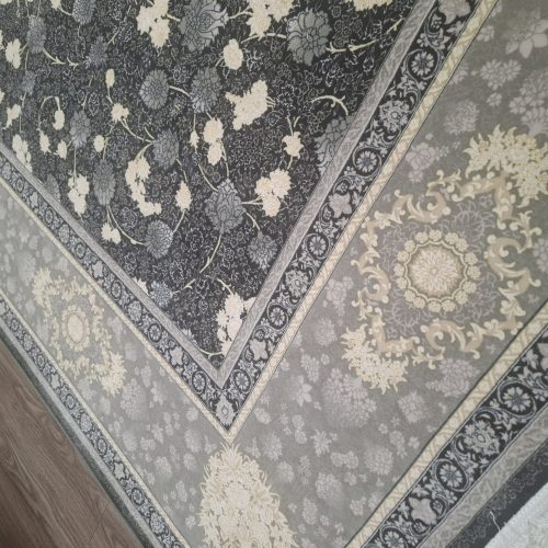 یک عدد فرش 9متری ویک عدد فرش 3متری محتشم