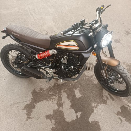 موتور سیکلت کاف ریسر