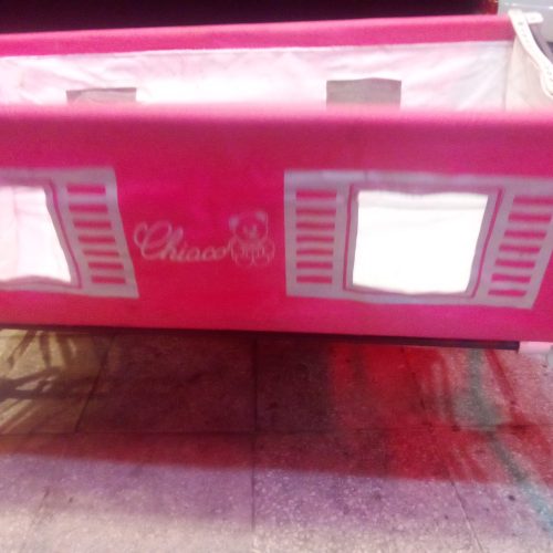 تخت گهواره نوزاد