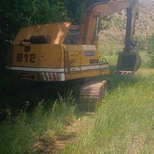 نیازمند کار بیل میکانیکی با پیکر و چنگ