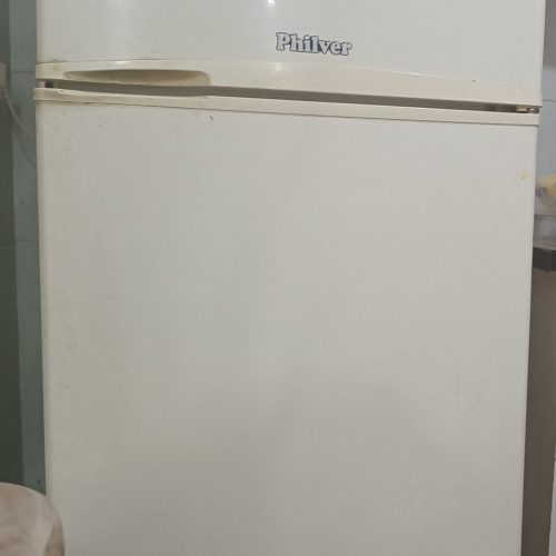 یخچال فیلور کاملا سالم