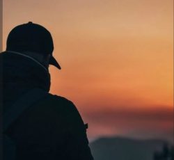 اسم میرزا 25 سالمه تابعیت افغانستان