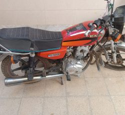 موتور مدل 98درحد خشک پول لازمم وگرنه نمیفروختمش