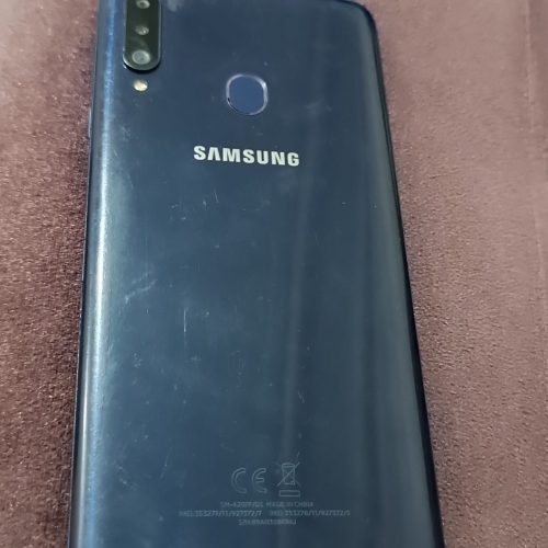 گوشی همراه A20s..لطفا پیام بفرستید قیمت رو منصفانه گذاشتم