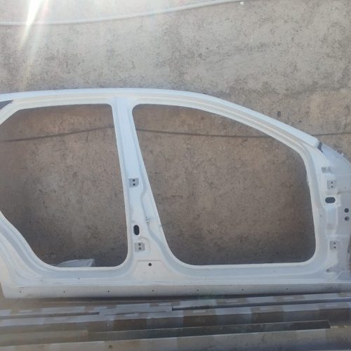 پوسته سمت راست (سمت شاگرد)ماشین إچ کراس(H)