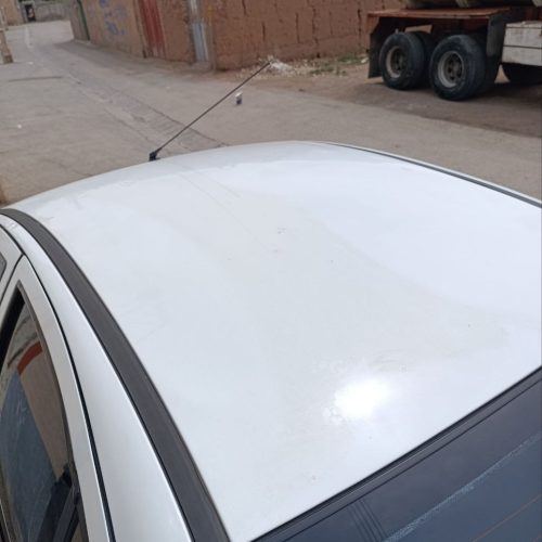 تیبا 1مدل 92 دوره رنگ ضربه جزئی سقف بالای در راننده