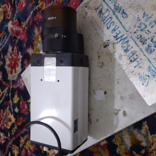 یک دستگاه دوربین مداربسته دولنزه صنعتی