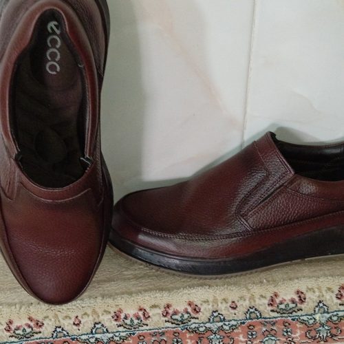 یک جفت کفش چرم اصل مردانه سایز42