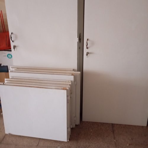 درب چوبی کمد دیواری