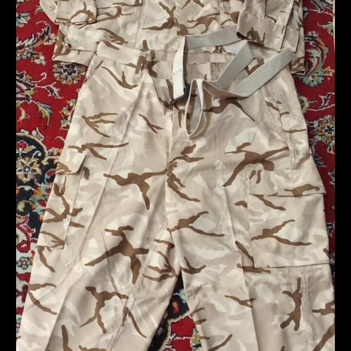 لباس و شلوار و پوتین خدمت سپاه