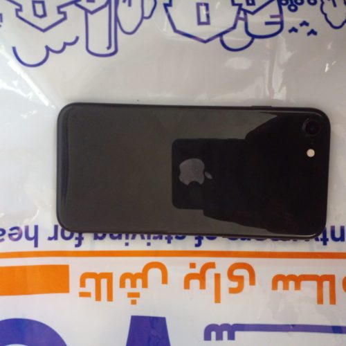 گوشی آیفون se2020