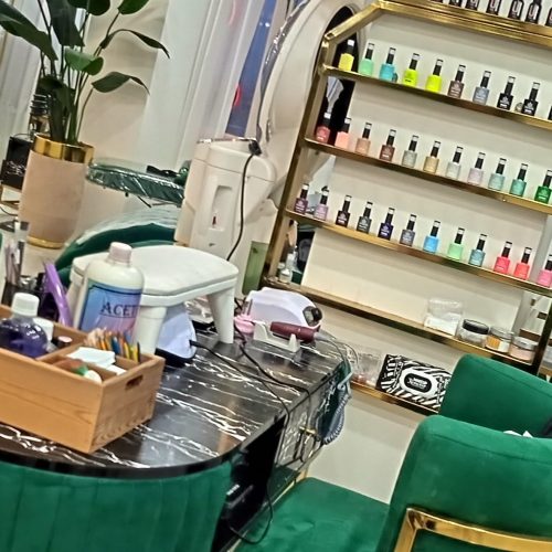 «با عرض سلام خدمت زنان قدرتمند سرزمینم»