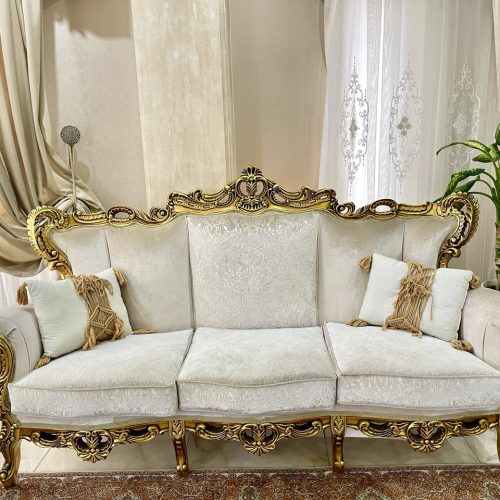 مبلمان سلطنتی 7 نفره و یک مبل میزبان به همراه میز غذاخوری