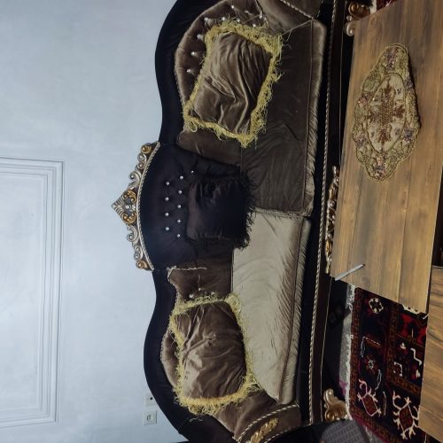 مبل نه نفره باچهارعددجلومبلی شیشه ای