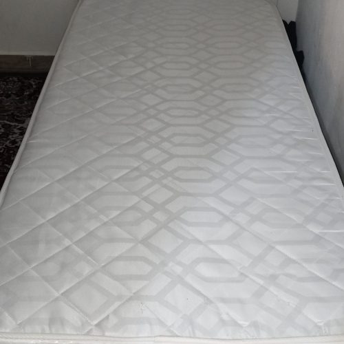 تخت خواب یک نفره