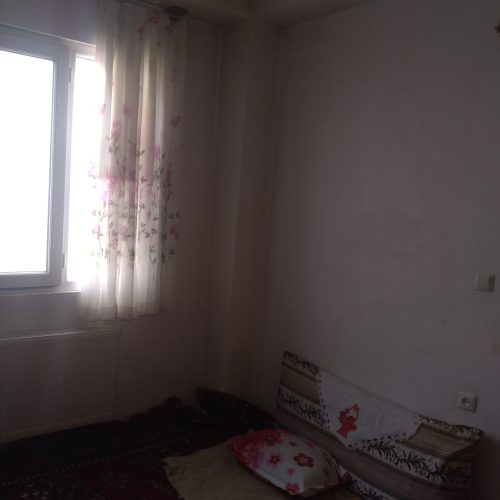 اپارتمان طبقه دوم بسیار نورگیر