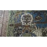 فرش ماشینی 9 متری زمینه سبز روشن