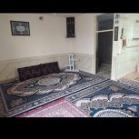 خانه دو طبقه که طبقه همکف اجاره داده میشود