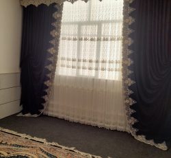 پرده سلطنتی