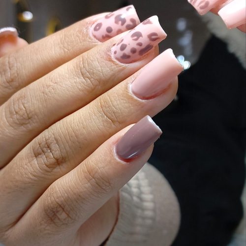 همه خدمات ناخن پارافین تراپی و کفسابی