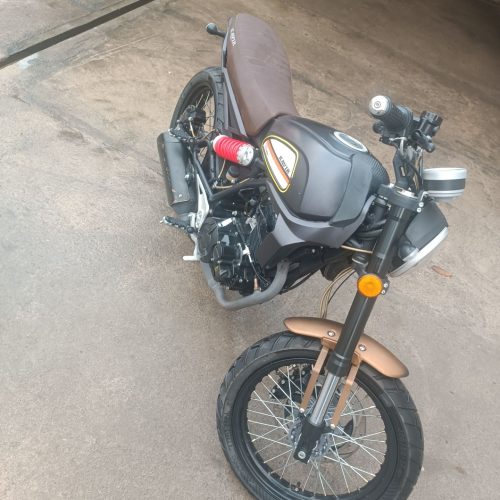 موتور سیکلت کاف ریسر