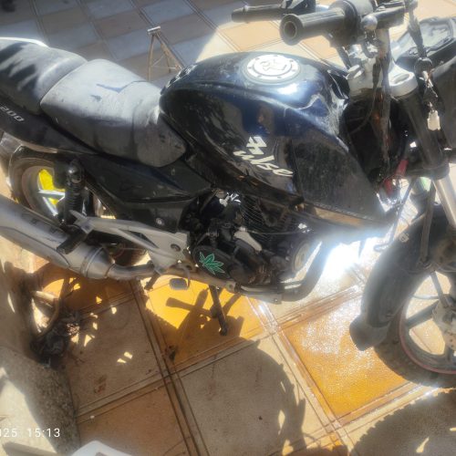 موتور پالس 200