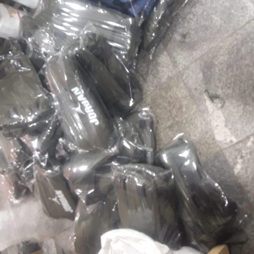 به یک چرخکار ویک وردست نیازمندیم