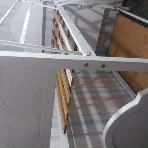 تخت دو طبقه