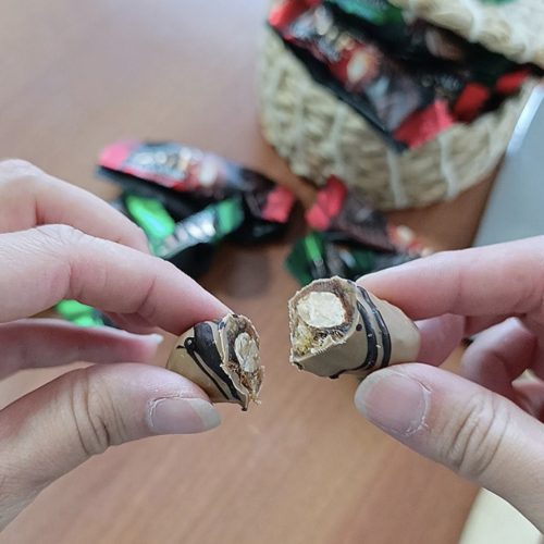 محصولات سلامت محور (خرما مغز بادام,سویق,بیسکویت سنجد وخرما و…)