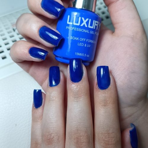 کاشت ناخن با ژل