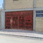 فروش درب پارکینگ درب پذیرایی نورگیر یک عدد درب اتاق با چهار چوب و دو عدد پنجره