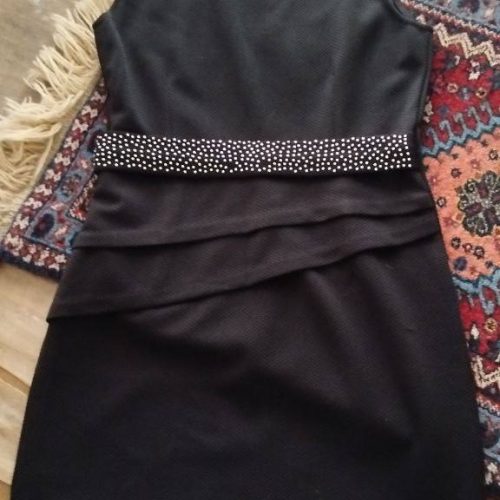 6 دست لباس مجلسی  در حد نو فقط 3 میلیون تومان