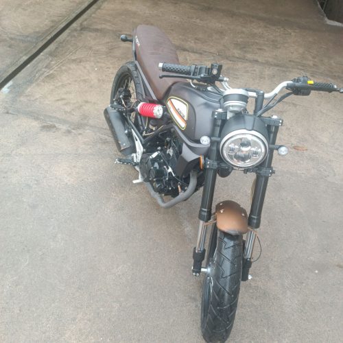 موتور سیکلت کاف ریسر