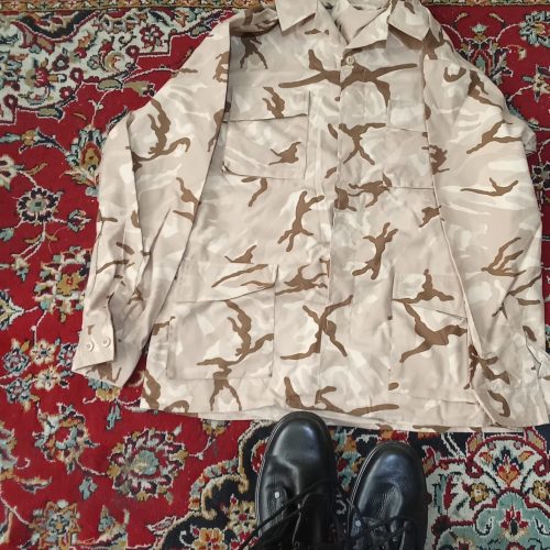 لباس و شلوار و پوتین خدمت سپاه