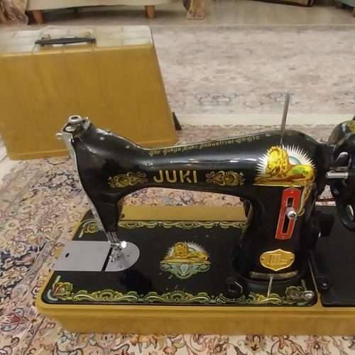 چرخ خیاطی juki کاملا سلامت فوری
