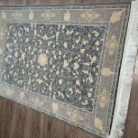 یک عدد فرش 9متری ویک عدد فرش 3متری محتشم