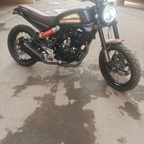 موتور سیکلت کاف ریسر