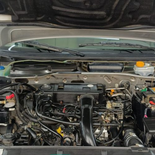 پژو405مدل 88 دوگانه شرکتی داخل کرم