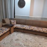 مبل قهوه ای