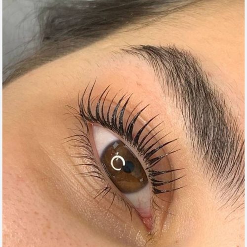 کاشت مژه و لیفت ابرو و لیفت