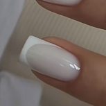 کاشت و ژلیش ناخن