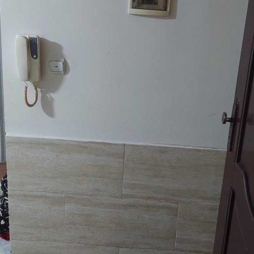 واحد در حصارک بالا خیابان امام حسین