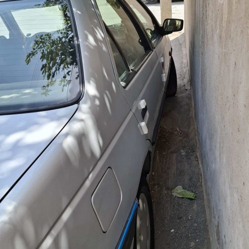 پژو 405 مدل 88